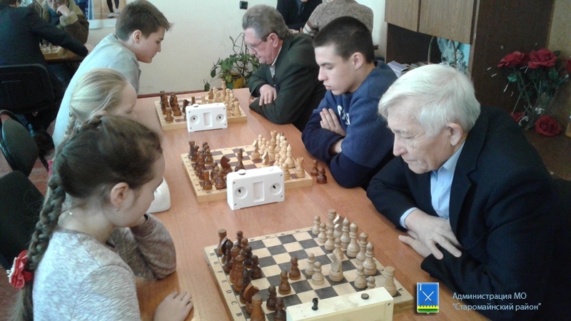 Соревнования по шахматам на призы «Деда Мороза»