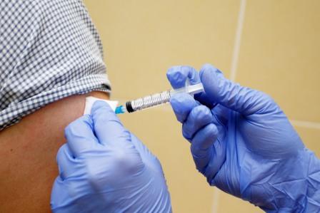 Алексей Русских призвал жителей Ульяновской области к своевременной вакцинации от коронавирусной инфекции