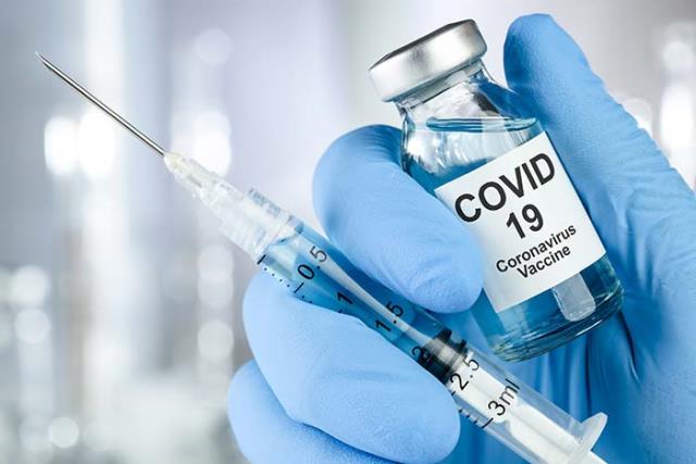 Алексей Русских призвал муниципалитеты Ульяновской области уделить особенное внимание вакцинации от COVID-19 трудовых коллективов