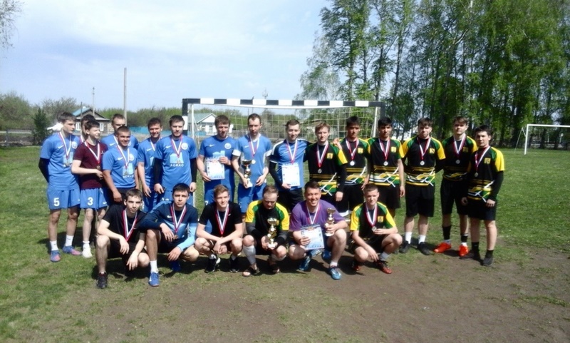 30 апреля прошли заключительные соревнования «Турнир четырёх» по мини - футболу
